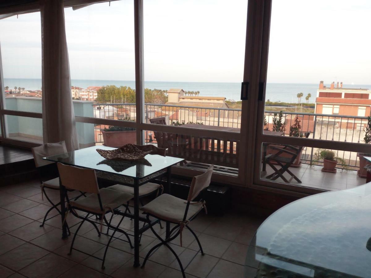 Sky Wellness Apartment Porto SantʼElpidio Extérieur photo